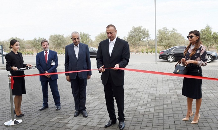 Azerbaijani president, his spouse attend opening of school and Golf Club - PHOTOS